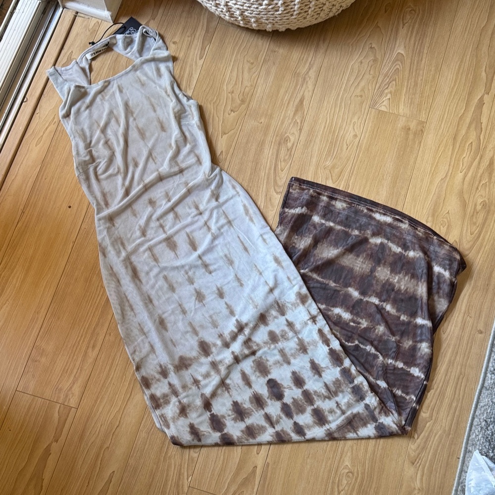 ITS NOW COOL THE BACKLESS MAXI DRESS TEXX